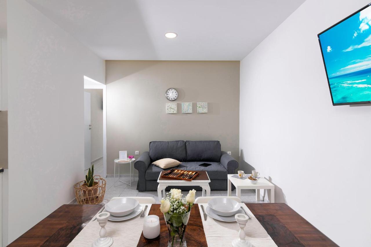 Stylish Apartment By City Center Ираклион Экстерьер фото